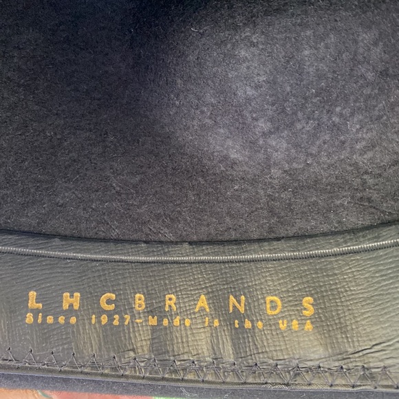LHC Brands “Hearts” 100% Wool Hat - Picture 12 of 12